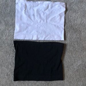 Belly bands, one black one white.